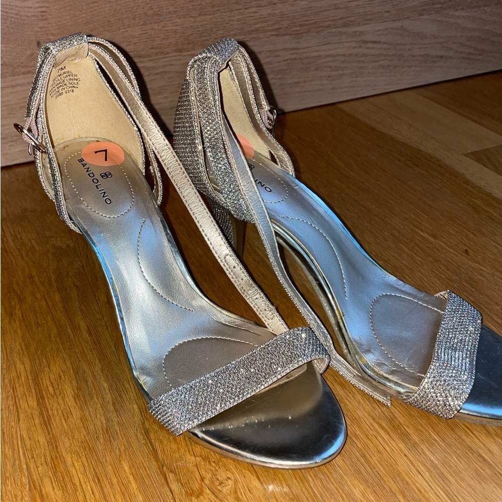 Heels - Picture 8 of 10